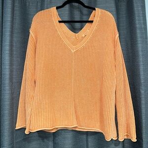 American Eagle Women's Bright Orange V-Neck Sweater